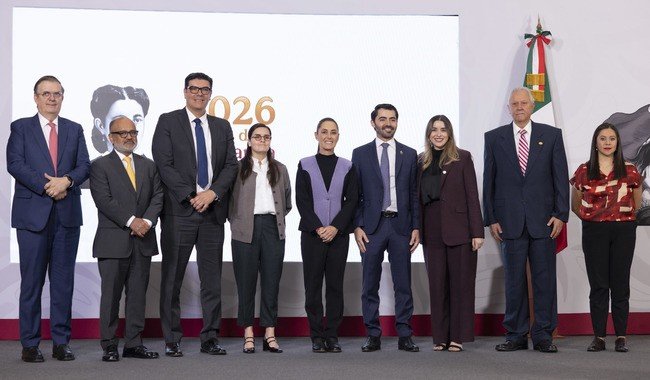 Gobierno lanza programa de 2 mil mdp para renovar flota de veh&iacute;culos pesados y blindar empleos