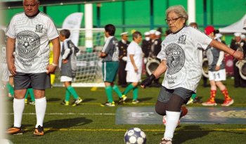 IMSS impulsa Mundial Social con torneos incluyentes y homenaje a pioneras del fútbol femenil