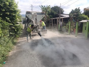 Estado implementa obras de conservación en caminos para garantizar acceso seguro a destinos turísticos en Semana Santa