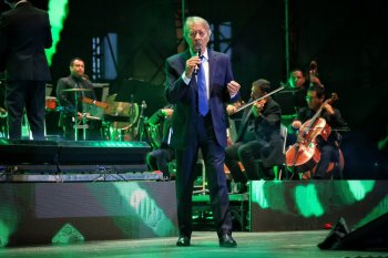 José María Napoleón y Mocedades ofrecen noche histórica en el 40 FCZ con 'Vives Tú Sinfónico'