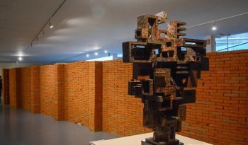 Exposición de Gunther Gerzso en el Carrillo Gil celebra 25 años de su fallecimiento
