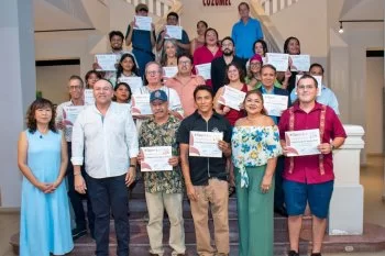 FPMC premia concurso pictórico e inaugura exposición por 39 aniversario del Museo de la Isla