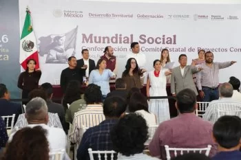 Puebla avanza en construcción de 32 canchas de fútbol con programa 'Mundial Social'