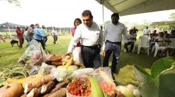 Gobernador supervisa avances en Patinódromo y Foro Tabasco, obras con inversión de 30 mdp