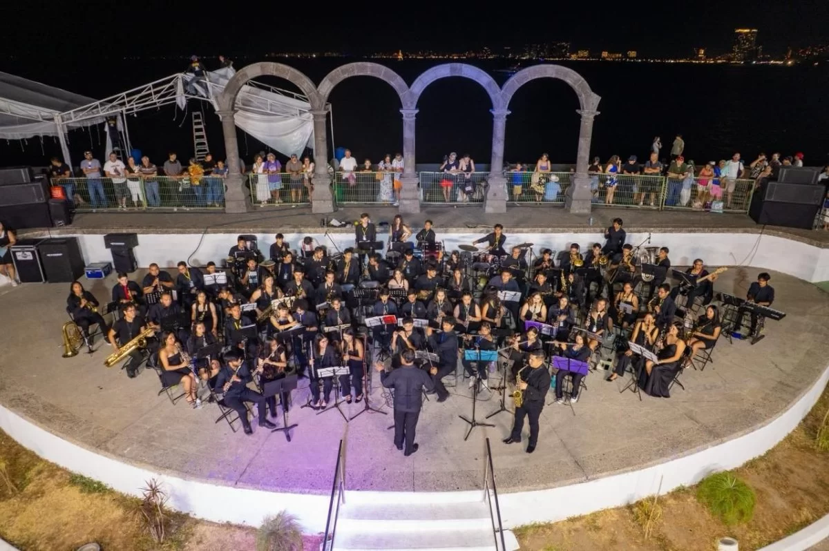 J&oacute;venes de la Banda Sinf&oacute;nica de Colima seleccionados para Festival en Puerto Vallarta