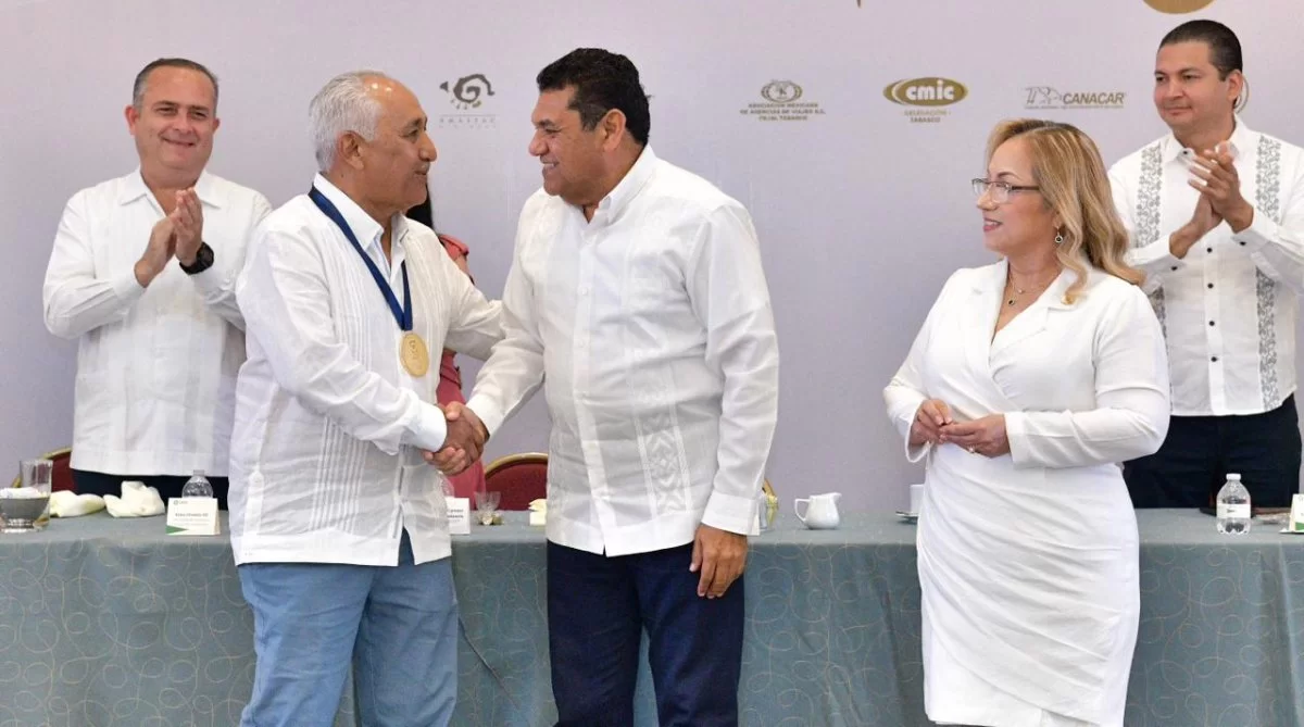 Gobernador Javier May afirma fin de la corrupci&oacute;n en Tabasco durante Jornada de Atenci&oacute;n en Comalcalco