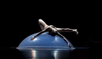 Laleget Danza presenta 'Falsos finales' en el Teatro Helénico para celebrar el Día Internacional de la Danza