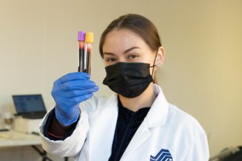 Secretaría de Salud fortalece atención a personas con hemofilia y trastornos de coagulación