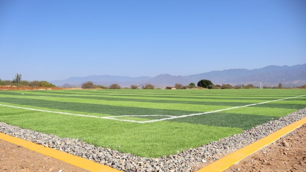 Oaxaca invierte más de 137 mdp en 42 canchas deportivas para fomentar el sano esparcimiento