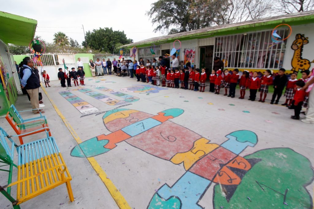 SEG refuerza trayectorias educativas con acciones en tres planteles de Villagrán