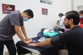 Colima brinda atención gratuita a pacientes con hemofilia y asesoría a familias