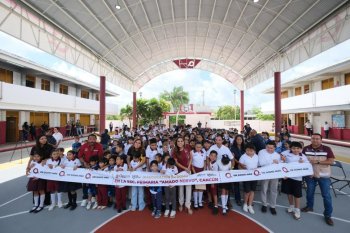 Mara Lezama inaugura domo en primaria de Cancún con inversión de 3.3 mdp
