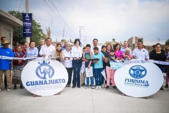Purísima del Rincón inaugura calle con inversión de más de 2.4 mdp para seguridad