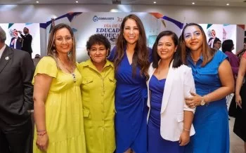 Gobernadora Libia Dennise reconoce labor de educadoras y educadores en Guanajuato