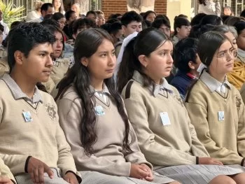 Querétaro realiza primer festival estatal de Cultura por la Paz en secundarias técnicas