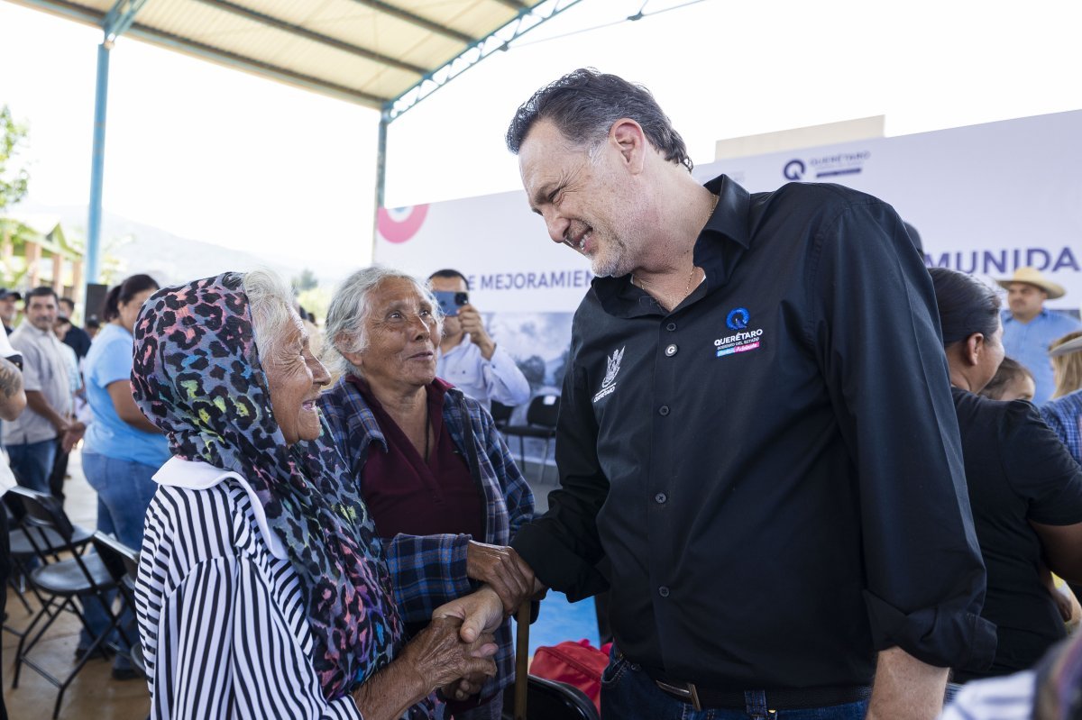 Gobierno de Querétaro entrega camino rehabilitado en La Tinaja con inversión de 11.7 mdp