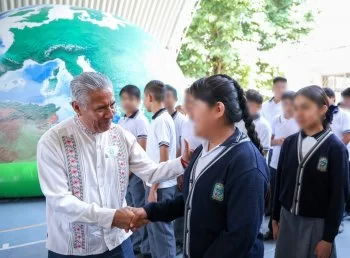 Gobierno de Puebla impulsa estrategias de sostenibilidad en escuelas de educación básica