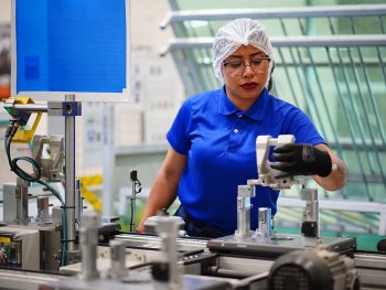 Nuevo León lidera creación de empleos y establecimientos IMMEX en México