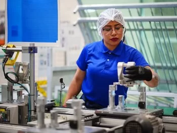 Nuevo León lidera creación de empleos y establecimientos IMMEX en México