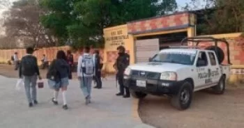 Policía Estatal Rural vigila escuelas en municipios de Guerrero