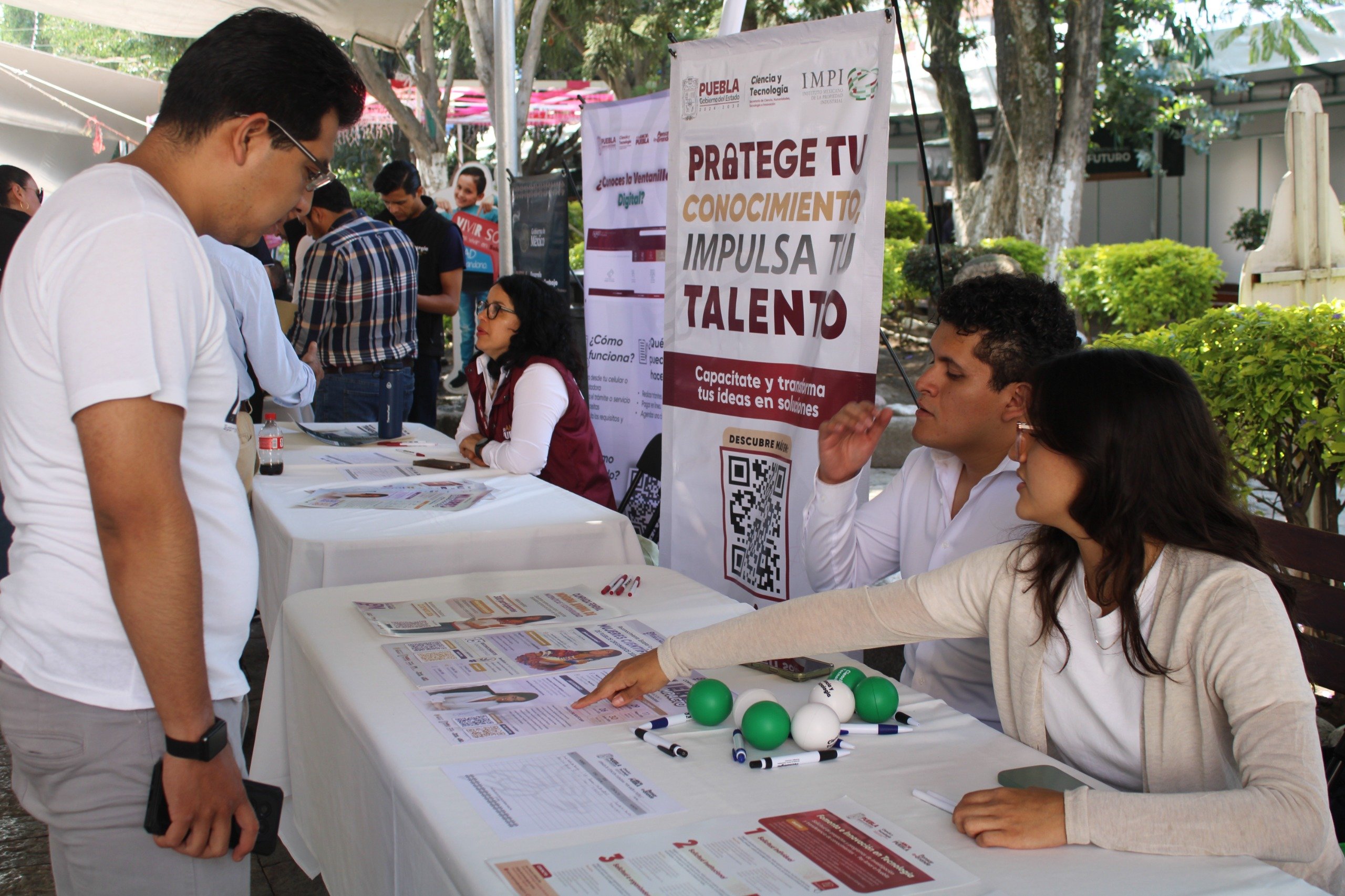 Gobierno de Puebla acerca servicios y ciencia a San Martín Texmelucan con jornada 'Por Amor a Puebla'