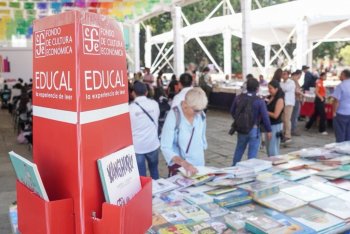 Gobernador Jara Cruz inaugura Guelaguetza de la Lectura en Oaxaca para fomentar el hábito lector