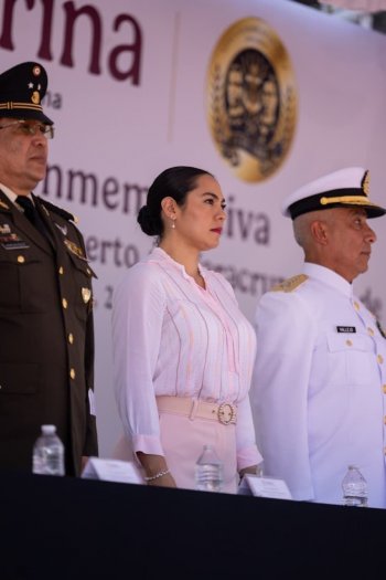 Gobernadora de Colima conmemora 112 aniversario de la Gesta Heroica de Veracruz en Manzanillo