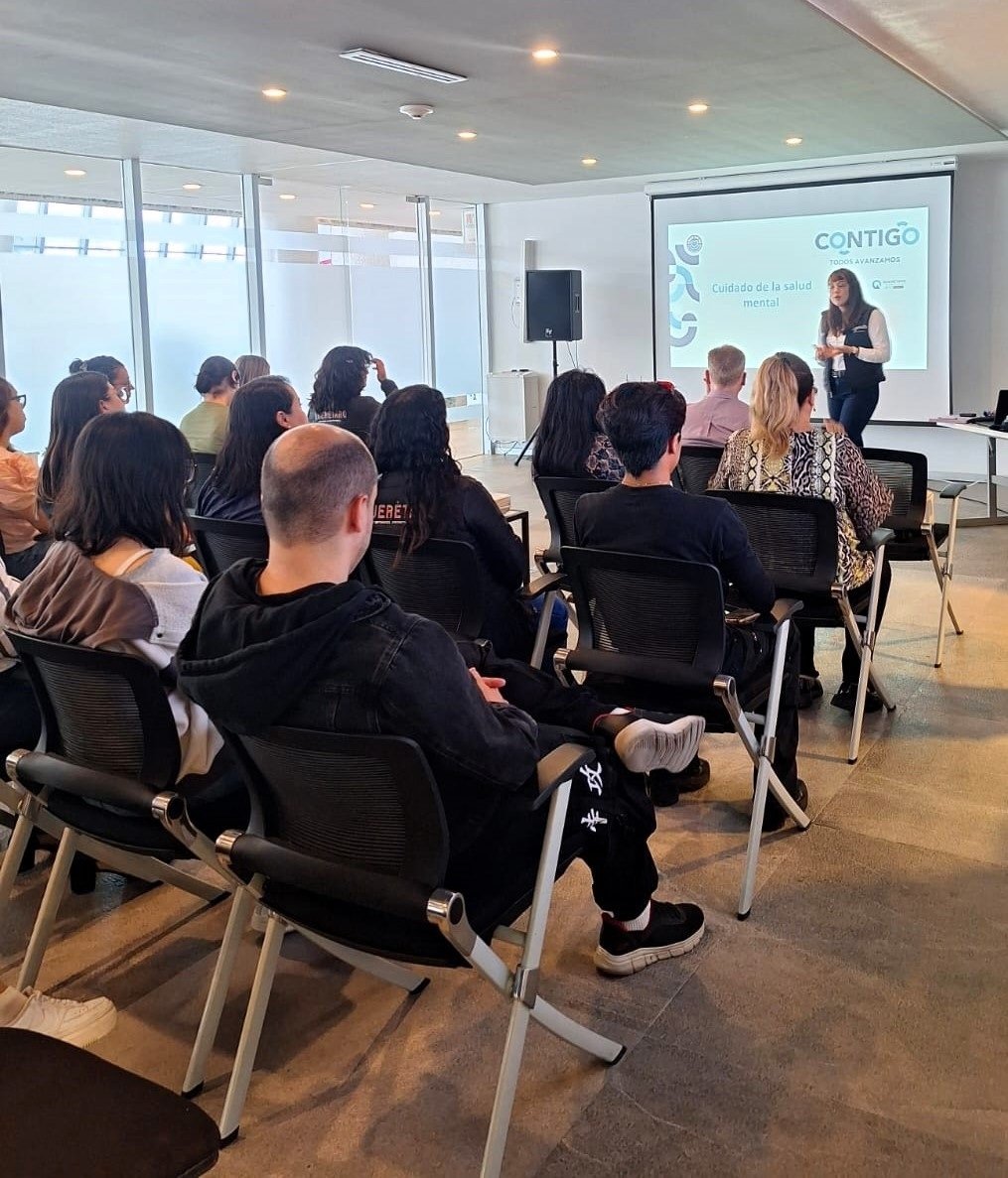 CECA imparte plática sobre salud mental a trabajadores de Turismo en Querétaro