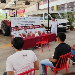 Gobierno de Guerrero realiza jornadas de reclutamiento en Atoyac y Huitzuco con empleos fijos y derechos laborales