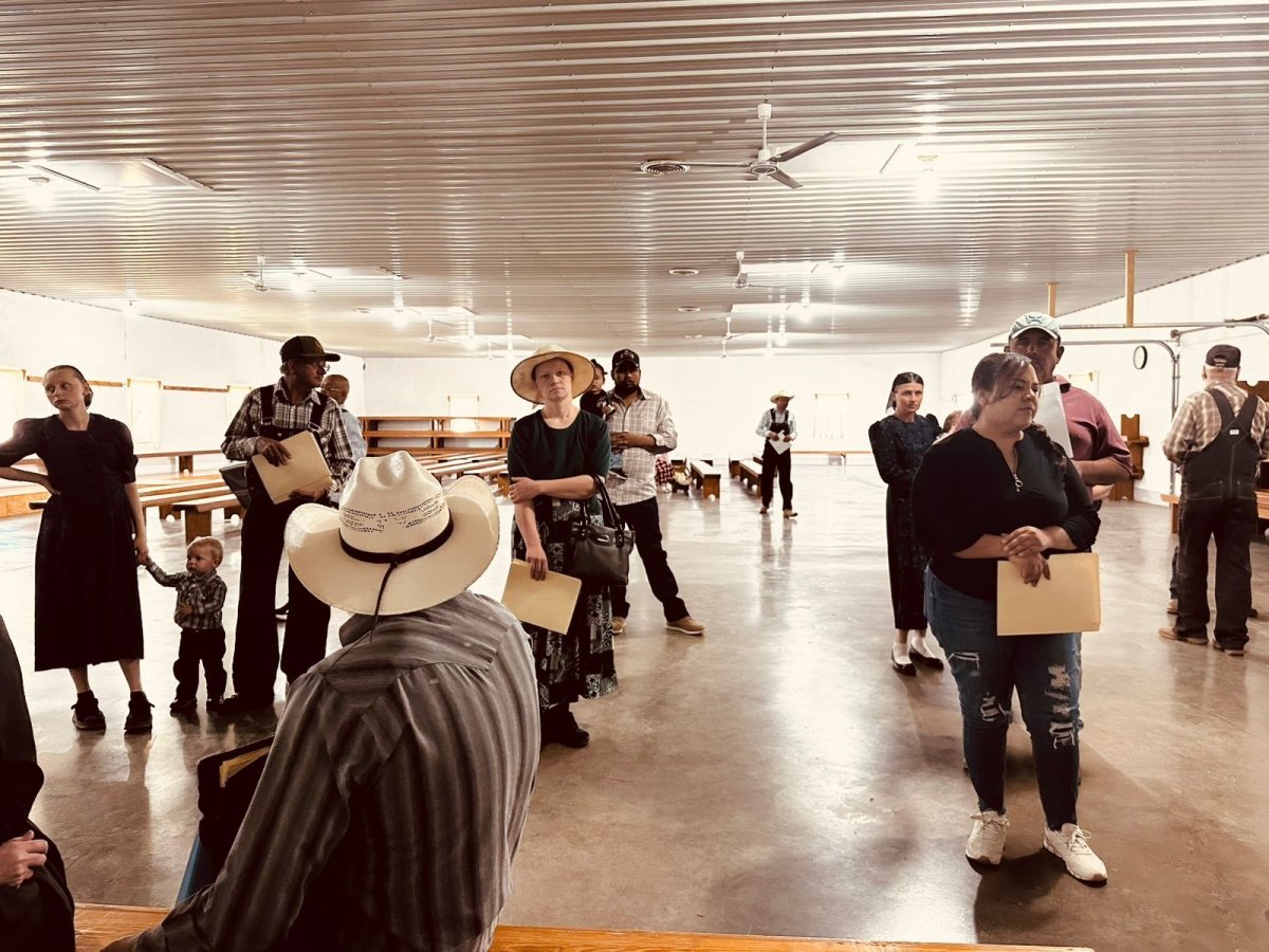 Gobierno de Zacatecas lleva certeza jurídica a comunidad menonita de Miguel Auza