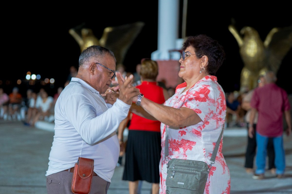 FPMC celebra con éxito la edición de abril de “La Cana al Aire” en Cozumel