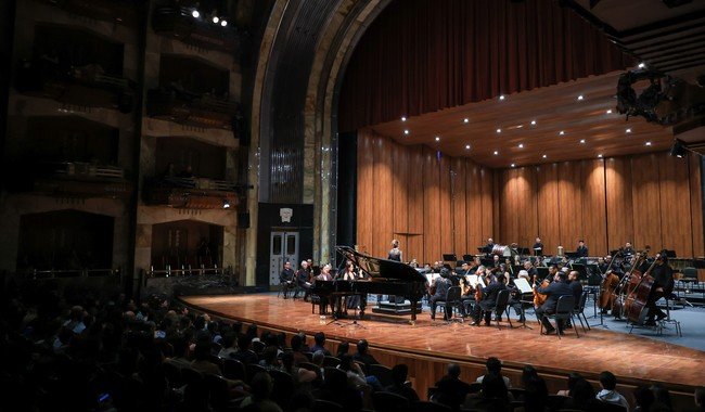 Más de 200 jóvenes artistas interpretan el Réquiem de Verdi en Bellas Artes con ovación de pie
