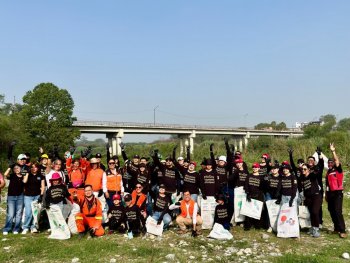 Voluntariado retira 70 toneladas de residuos y mil 752 llantas del Río Santa Catarina en NL