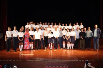 Colima premia a ganadores del Concurso de Interpretación del Himno Nacional 2026 en secundaria