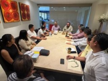 Gobierno de Guerrero fortalece diálogo con escuelas primarias de Acapulco