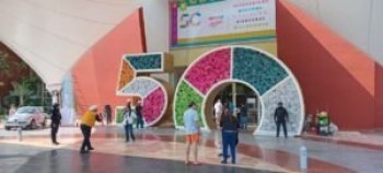 Policía Estatal resguarda el Tianguis Turístico en Acapulco para garantizar orden y seguridad