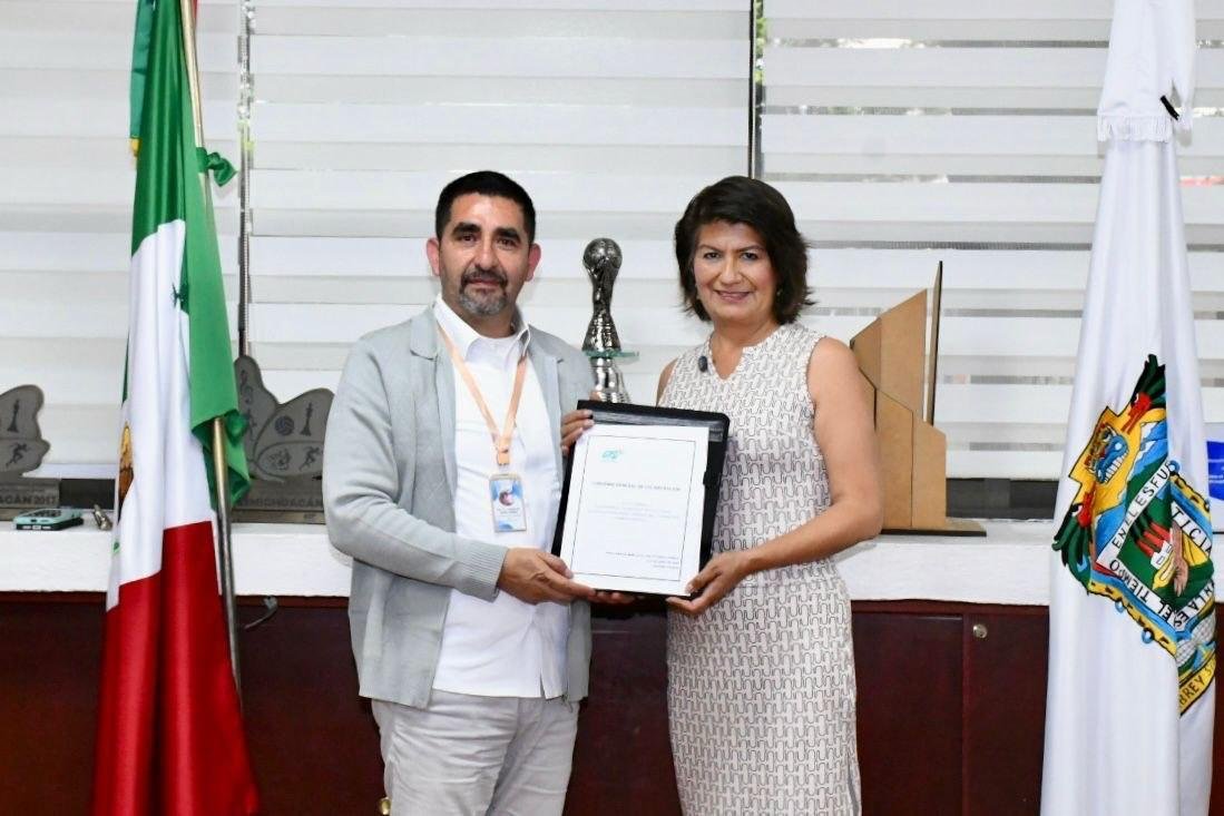 UTH firma convenio con asociación de derechos humanos para fortalecer garantías individuales