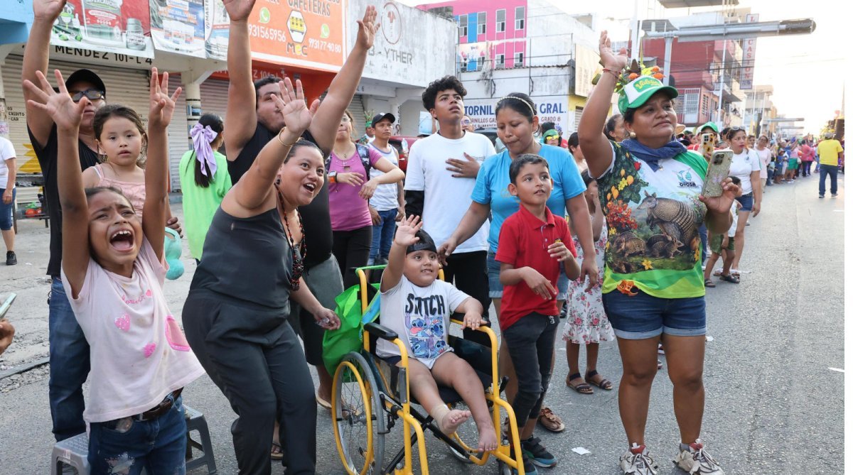 Tabasco: Jóvenes regresan al campo y muestran éxito de Sembrando Vida a gobernador May Rodríguez