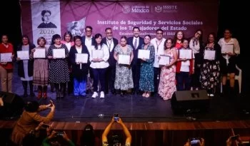 ISSSTE celebra a educadoras de EBDI con reconocimientos por su labor educativa y social
