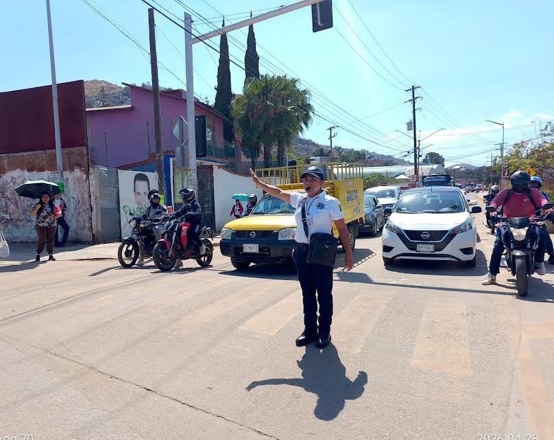 Despliega Policía Vial Estatal operativo de seguridad por Fiesta de la Niñez en Oaxaca