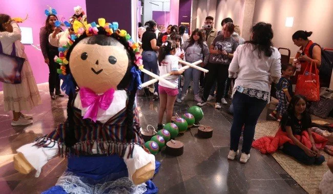 ISSSTE celebra a las infancias con exposición 'México a un Metro de Altura' en Buenavista