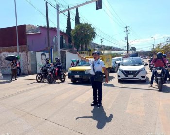 Despliega Policía Vial Estatal operativo de seguridad por Fiesta de la Niñez en Oaxaca