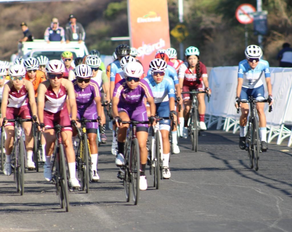 Ciclista guanajuatense Joy Arumi brilla con oro y plata en Olimpiada Nacional 2026