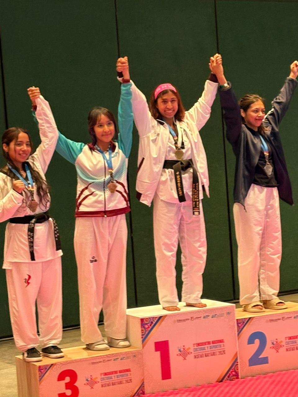 Estudiantes de la UTP ganan dos medallas de oro en Tae Kwon Do a nivel nacional