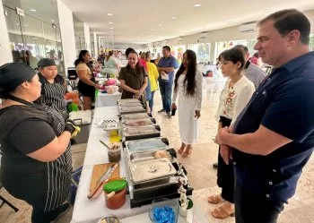 AGEPRO impulsa el talento local con el Segundo Tianguis del Emprendimiento en Chetumal