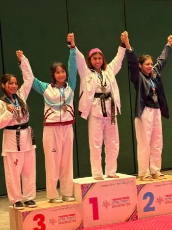 Estudiantes de la UTP ganan dos medallas de oro en Tae Kwon Do a nivel nacional