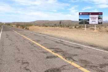 Invierte Gobierno de BCS 20 mdp en reencarpetado de camino en Comondú