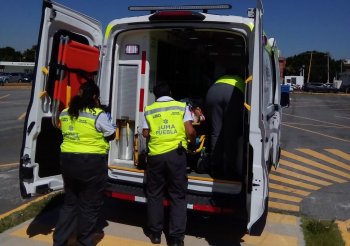 Joven con complicaciones postparto es trasladada vía aérea de Zacatlán a Puebla