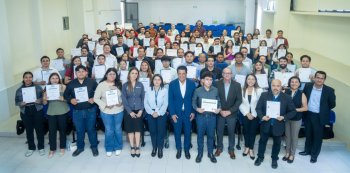 UT San Juan certifica a estudiantes en competencias clave para el mercado laboral
