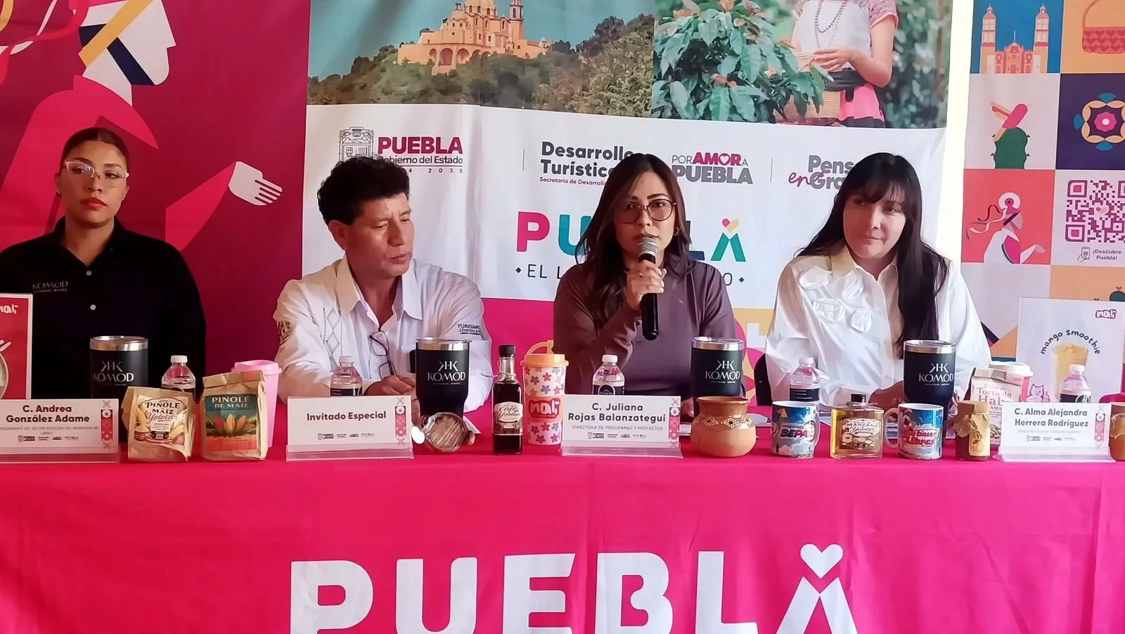 Festival de Papalotes en Libres: 50 cometas gigantes y derrama de medio millón de pesos